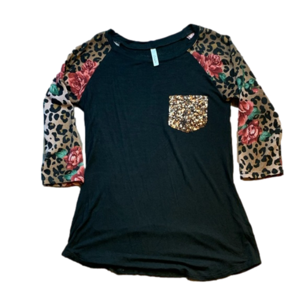 5/$20 BUNDLE 🎈 Medium long sleeve comfy top box 3